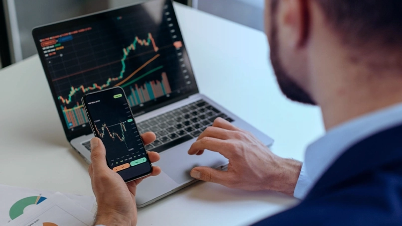 Dashboard di trading IA di BTC Bitavaro 8.2